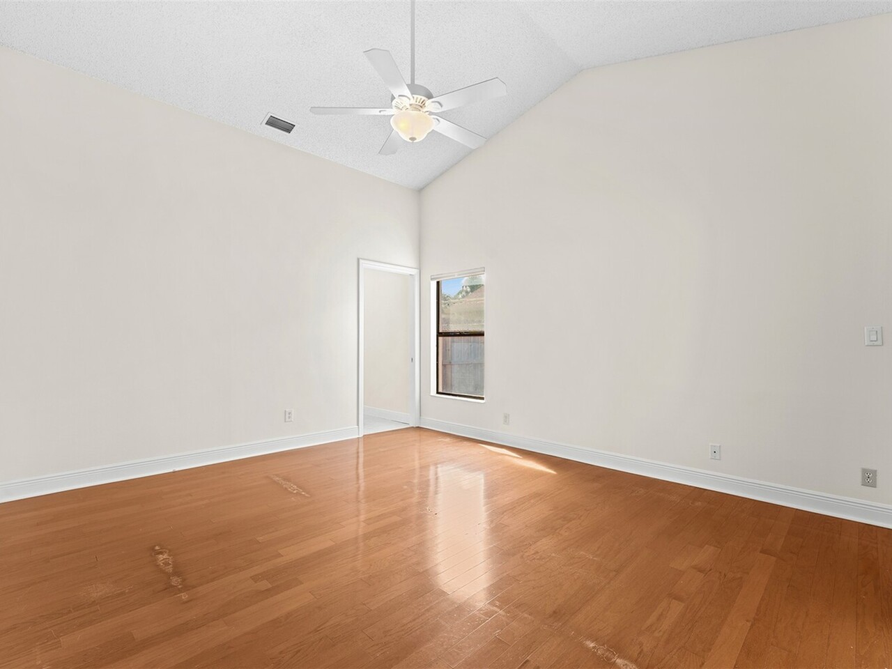 967 Pelican Lane