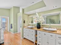 801 Grandview Drive